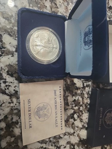 2005 American Silver Eagle 1 oz Silver Uncirculated In Original Box With Paper