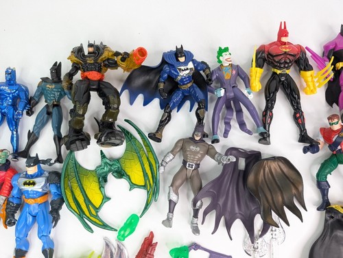 Lot of Vintage Kenner Batman Action Figures - Legends Knight Force Ninjas Cape - Picture 3 of 9