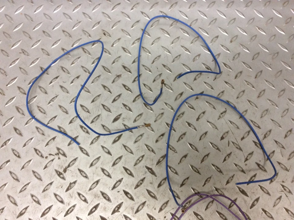 Compatível com: Chevrolet Cadillac Pontiac Isuzu Buick Window Motor Pigtail Connector - Imagem 4 de 4