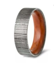 BEAUTIFUL Hand Made Damascus Steel Rose Wood Ring With Gift Box..