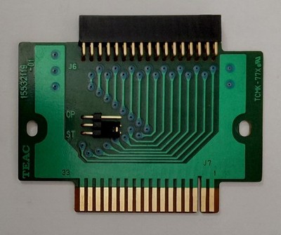 TEAC Adapter für Diskettenlaufwerke, 5.25'' / 3.5'' Floppy (Retro)