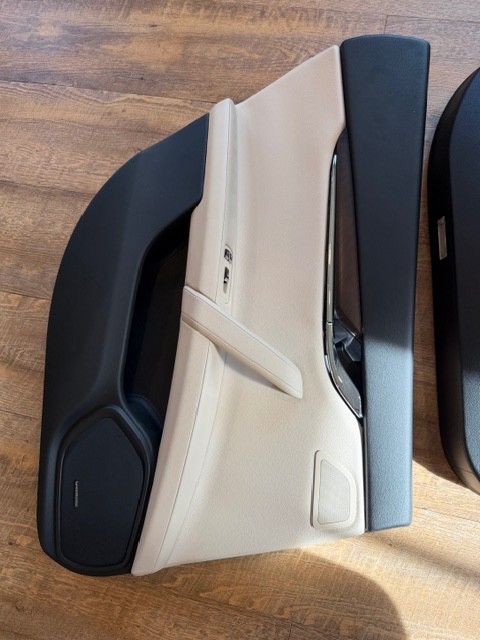 2017 Maserati Quattroporte Door Panels