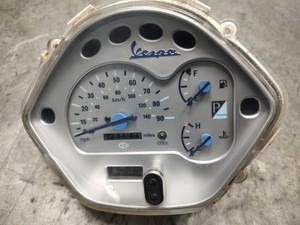 Report Compteur Kilométrique Z10 de Vitesse Drive Gear Piaggio Vespa 50 L N R