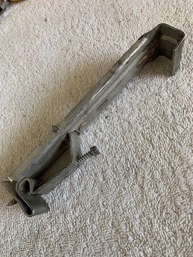Lot of 14- vintage metal gutter strap / anchors, 6”