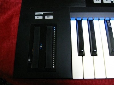 Native Instruments Komplete Kontrol S49 MK1 MIDI Keyboard