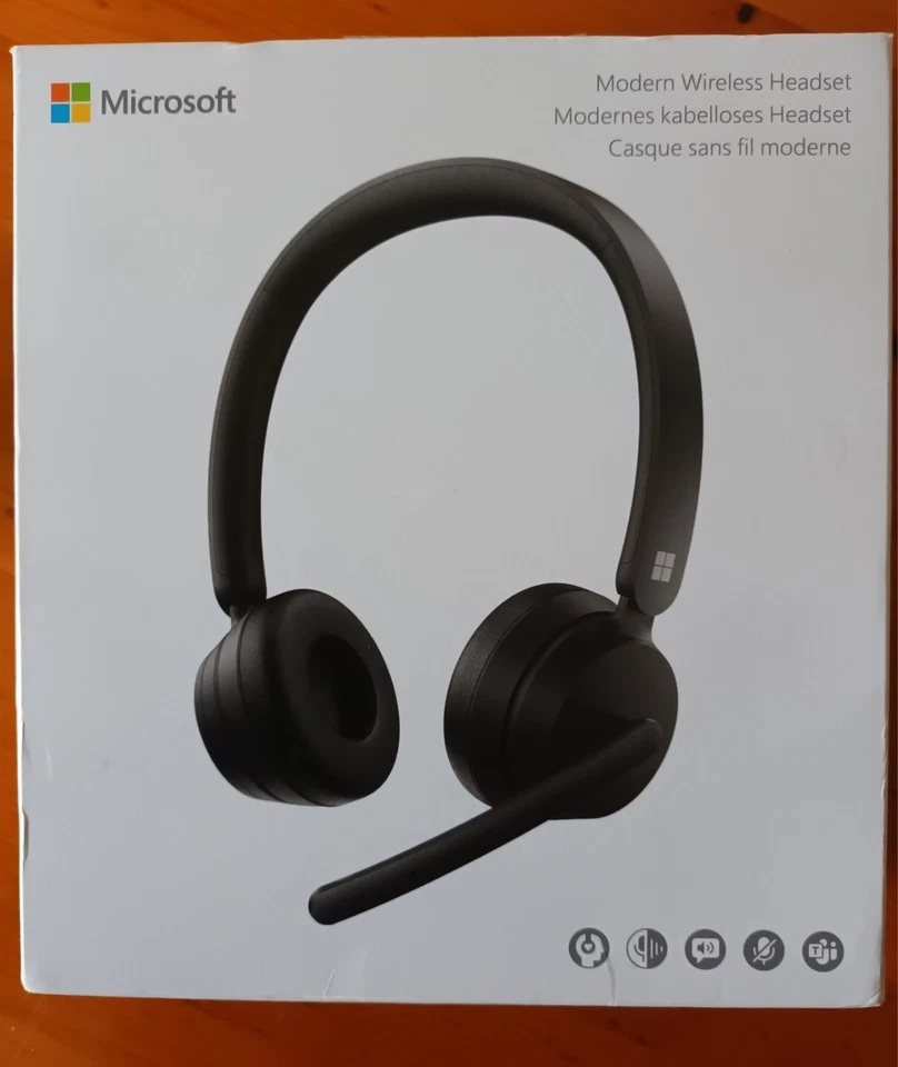 Microsoft Modern Wireless Headset With Dongle (New In Box). - Image 3 of 4
