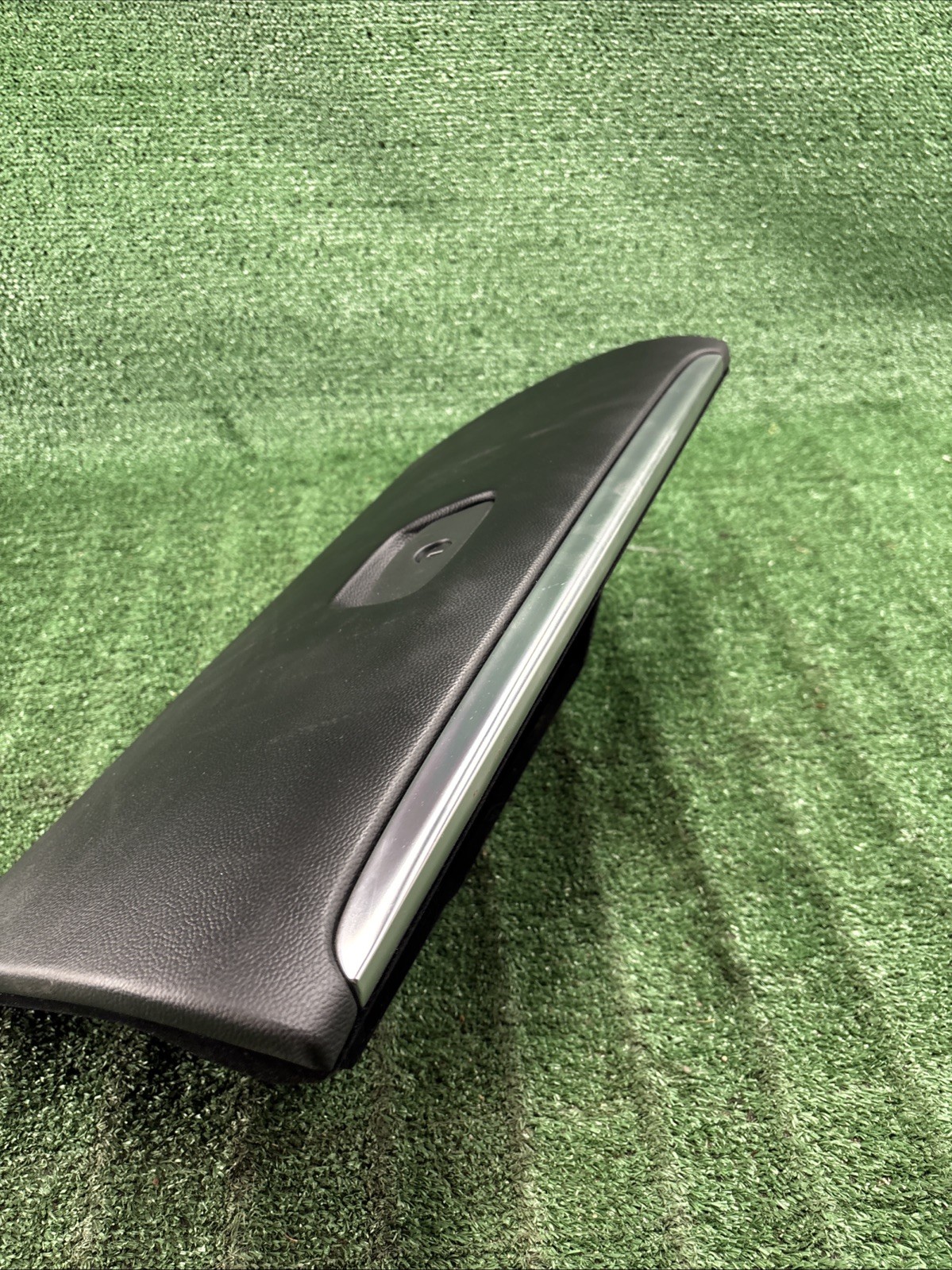 2009-2017 INFINITI FX35 FX50 FX70 DASH GLOVEBOX STORAGE COMPARTMENT OEM BLACK