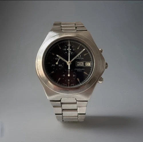 Vintage Omega Speedmaster Mark V Chronograph Wristwatch 376.0806 cal.1045
