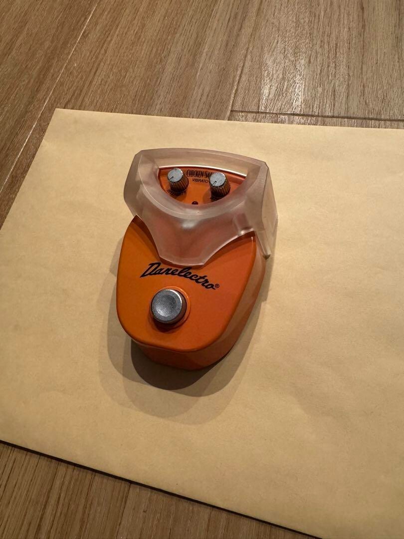 ギター Danelectro CHICKEN SALAD Danelectro DJ-15 Chicken Salad Vibrato - YouTube