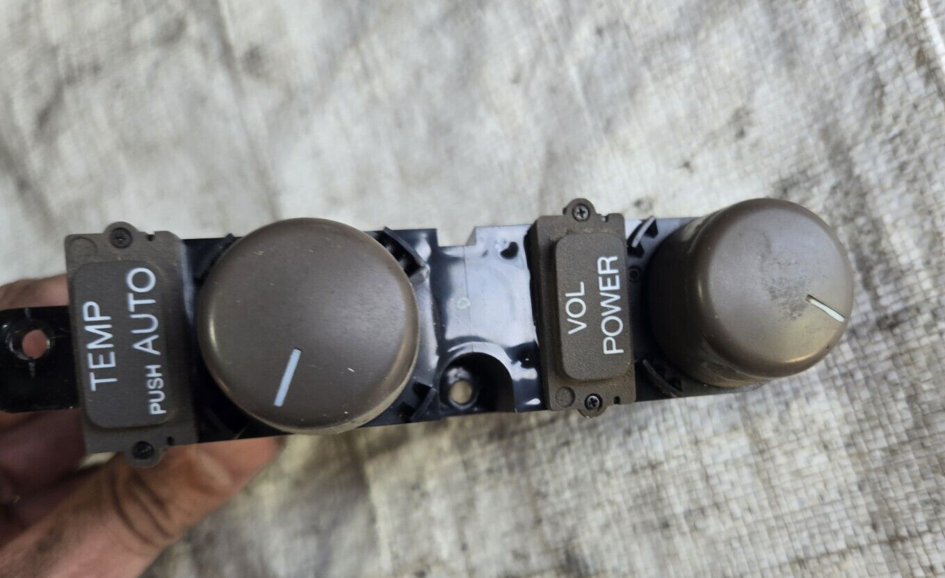 1992-2000 Lexus SC300 SC400 Climate Control A/C Heat HVAC Radio Volume Switch