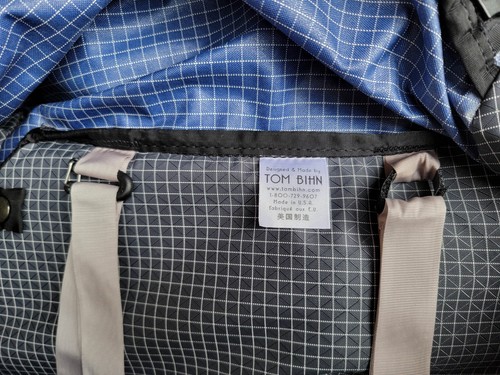 TOM BIHN (USA) Retired Aeronaut 45 Nordic / Steel Halcyon UL Travel Backpack Bag - Picture 9 of 24