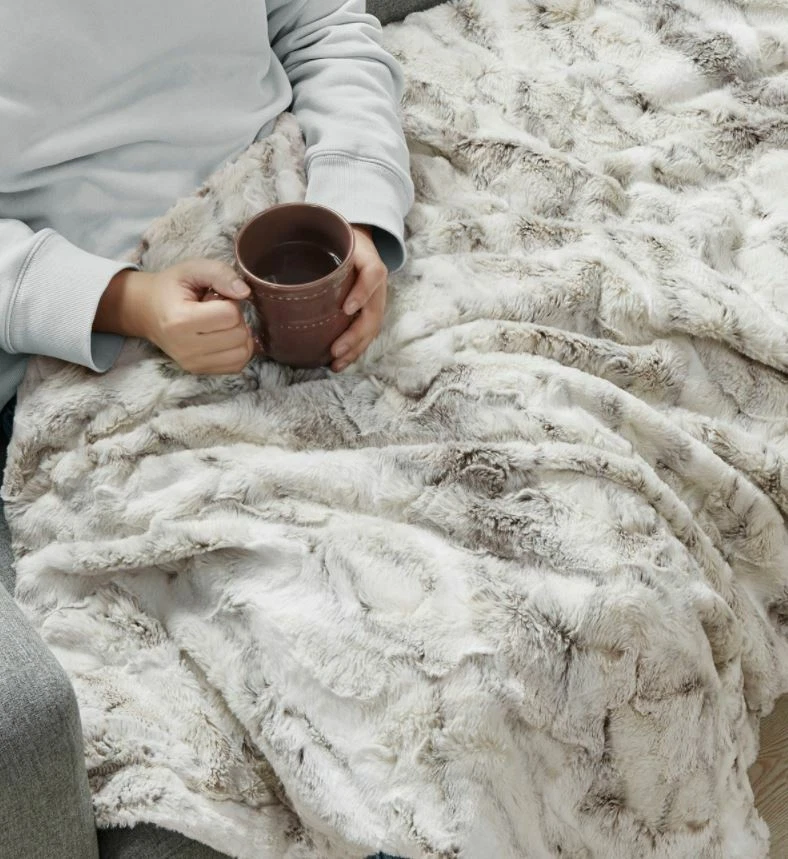 Madison Park Sachi Natural Grey Marble Faux Fur Plush Throw