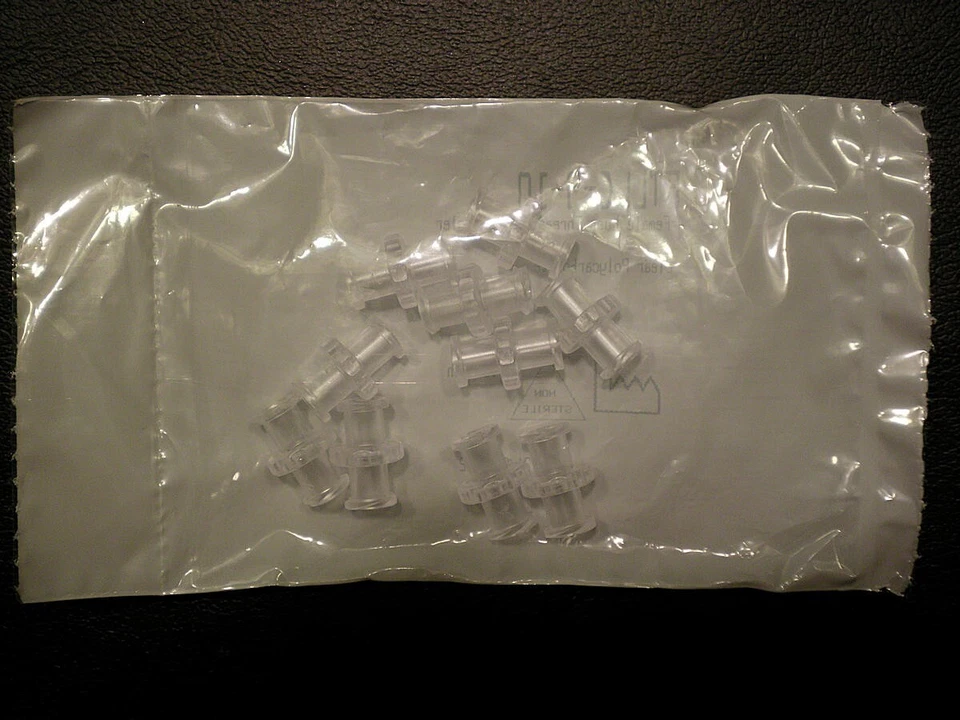 MCMASTER CARR (10) Lot Female to Female Luer Lock Coupler Fittings Polycarbonate Medical Lab