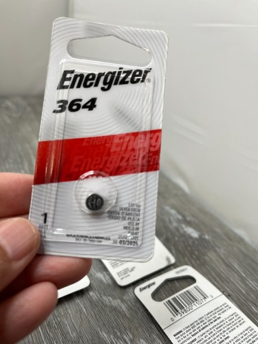 4pk Energizer 364 1.55V Silver Oxide Button Cell Battery 364BPZ BB 3/26 - Picture 4 of 5