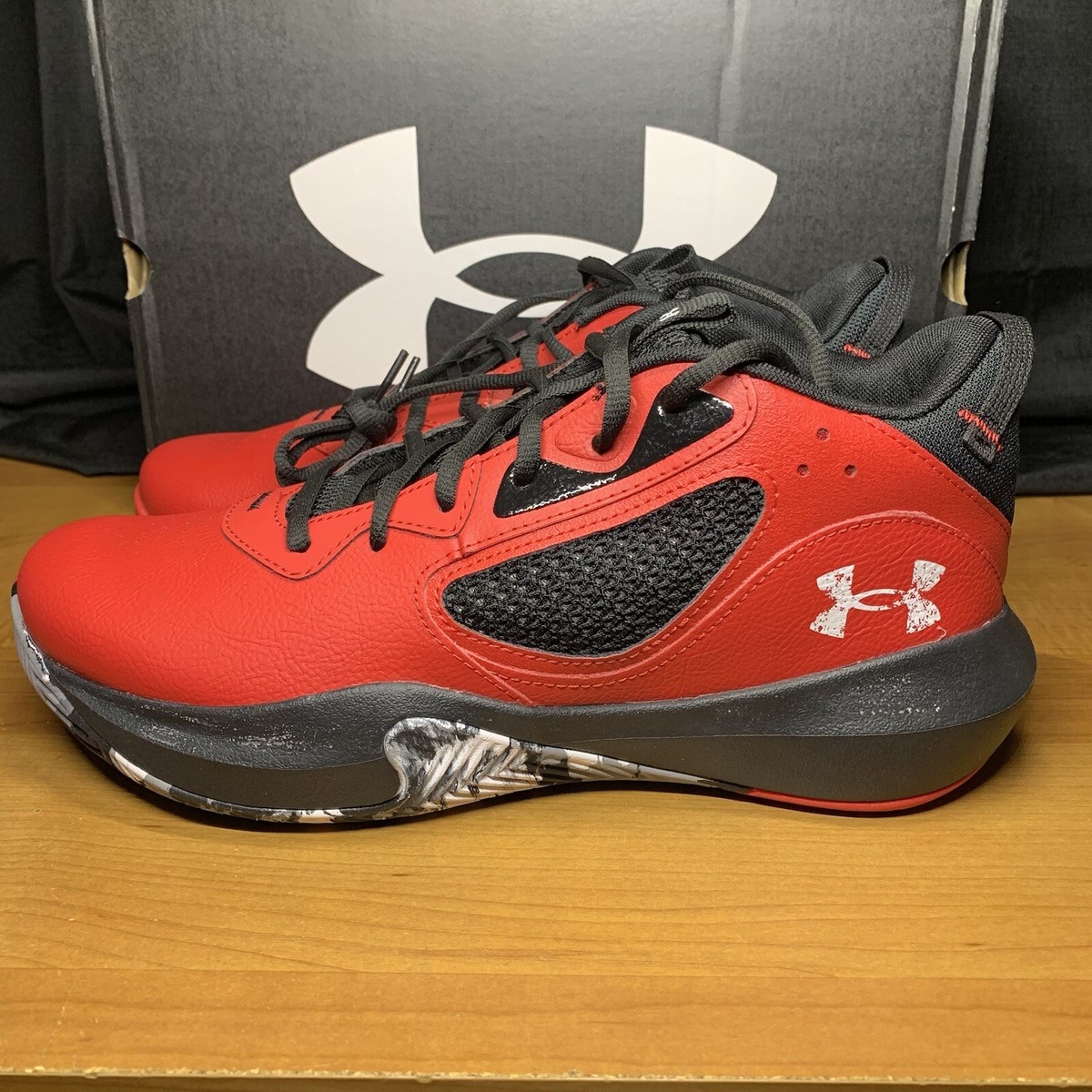 Under Armour Heat Seeker Shoe Men’s 12.5 Red Black Basketball Sport Athlete Under Armour Lockdown 6 Big Kids main image 2
