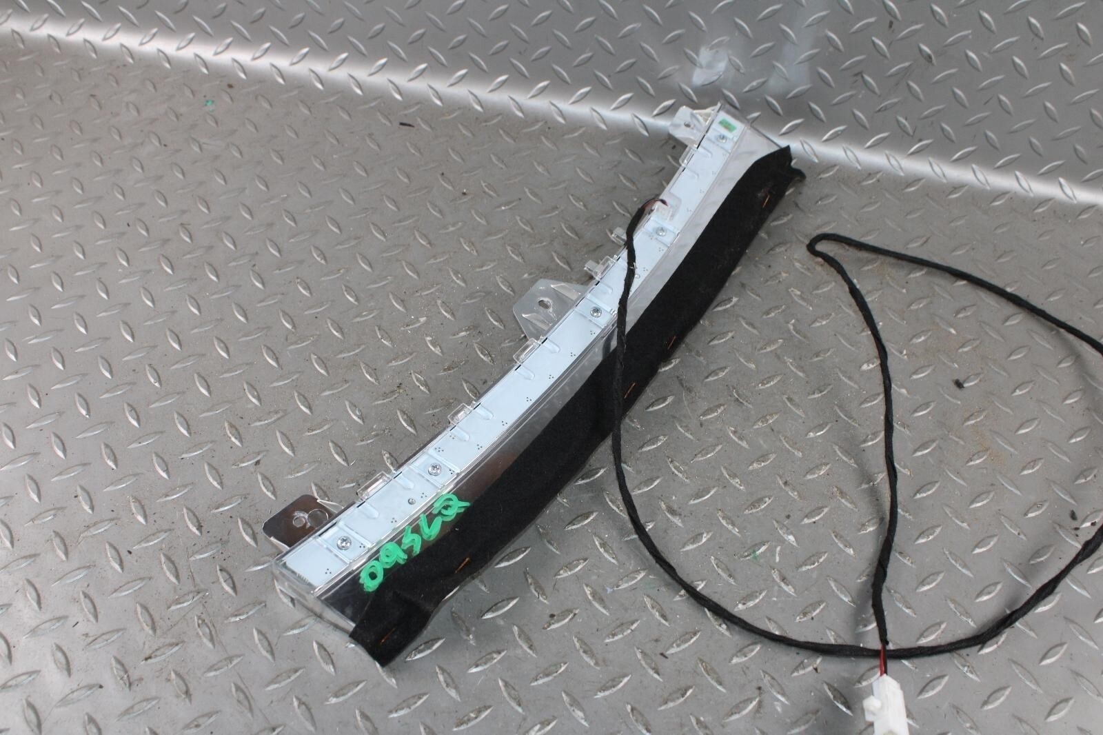 Maserati Ghibli 2014-2017 Rear Center brake light