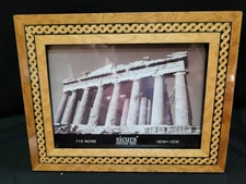 Argento SC  Sicura Genuine Inlay Wood Veneer Picture  Frame Ornate 5x7 MINT