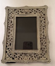 Cynthia Rowley Ornate Carved Resin Picture Frame For 4 X 6 Shabby Chic
