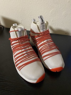Original Nike Zoom Cabos   Größe 43   Rot/Weiß   Sehr guter Zustand mit OVP