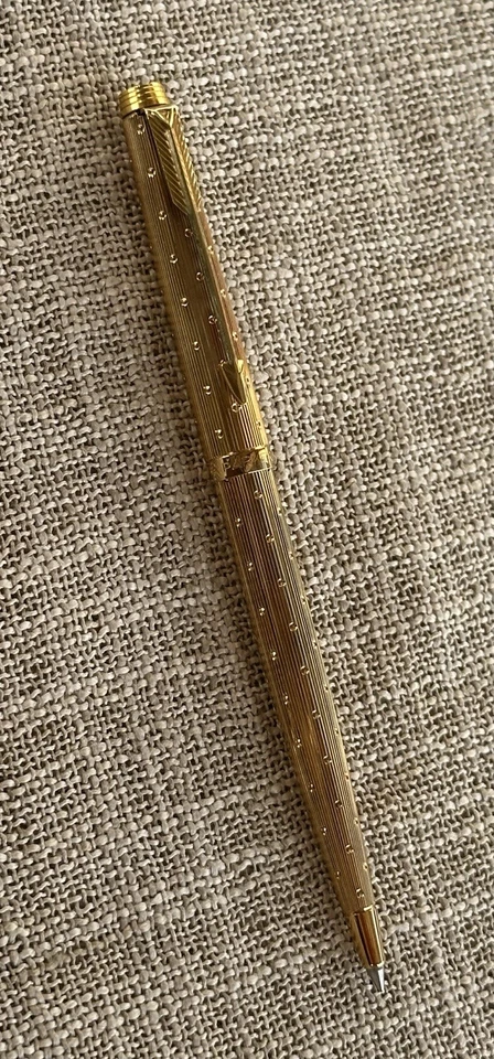 "Mint" NOS Parker 75 Ballpoint Pen, Place Vendome Series, Perle' Model in Gold - Image 2 of 4
