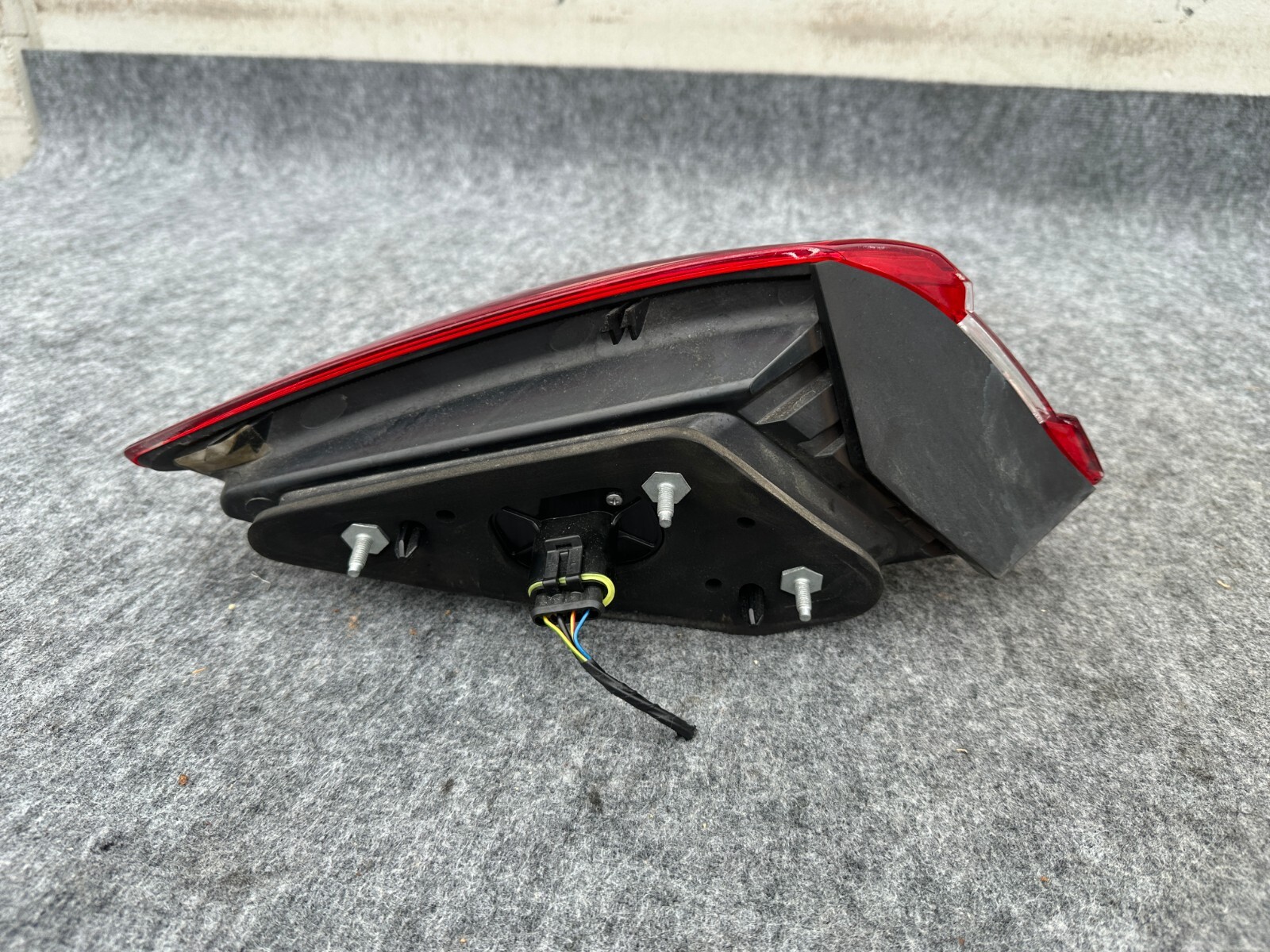 RIGHT QUARTER LED TAILLIGHT TAIL LAMP OEM 67K 13-20 MASERATI QUATTROPORTE GTS