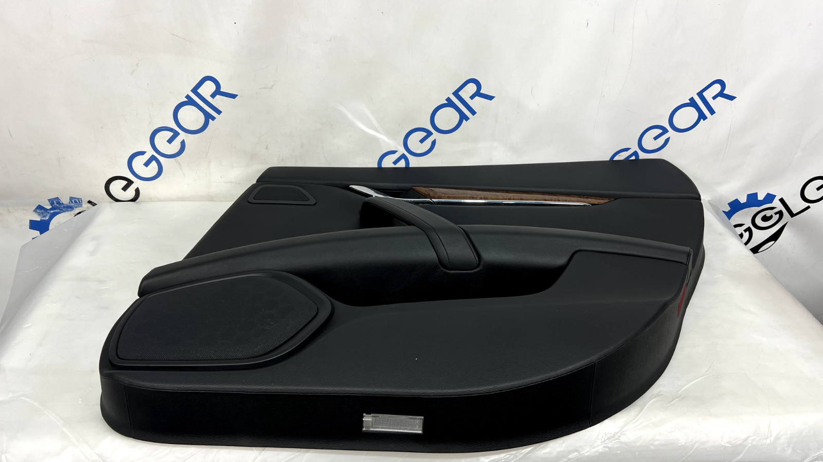 2013-2016 MASERATI QUATTROPORTE REAR RIGHT PASSENGER SIDE DOOR PANEL TRIM OEM