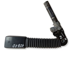 BMW 3 E46 2003 Links Gurtschloss vorne 8257788 MAC10810