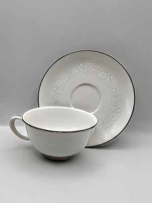Noritake Montblanc Ivory China Tea Cup and Saucers 7527 Japan