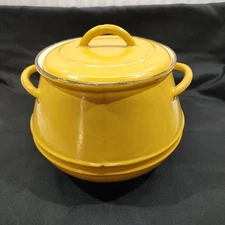 Vintage Descoware Made In Belgium Yellow Bean Pot Cast Iron Enamel W/ Lid 3qt 
