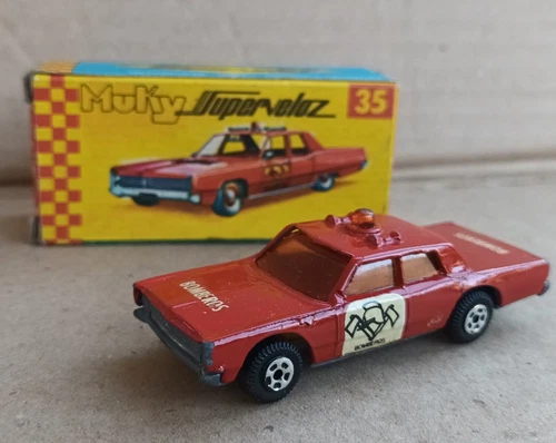 Vintage Fire Chief Cruiser 1968 Hot Wheels Mold Variant car Argentina Muky New