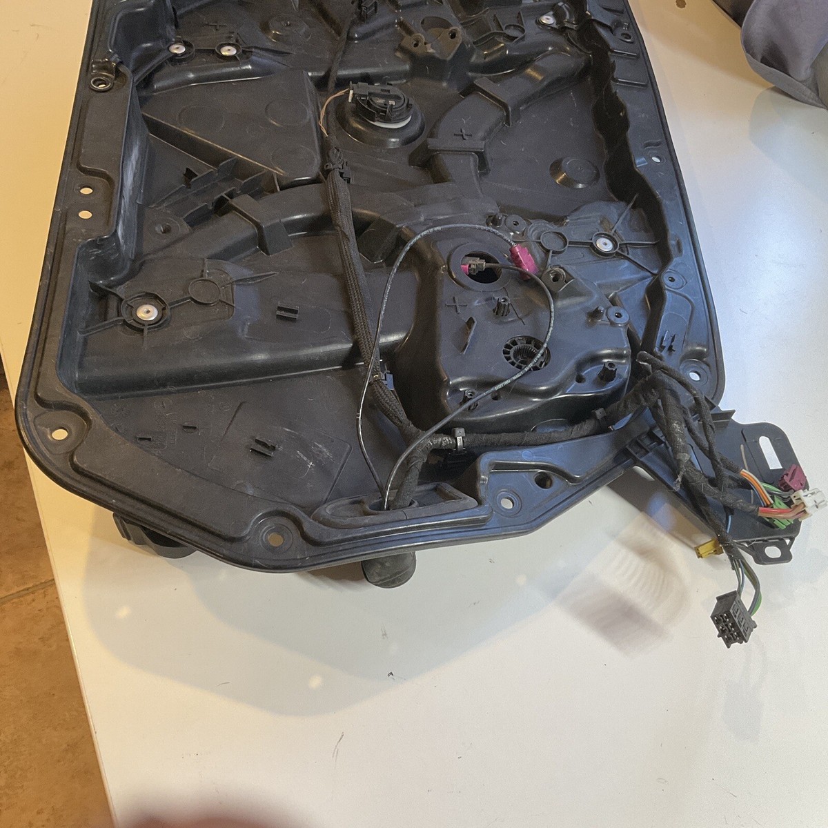 Mercedes C-Class W205 Front Driver Door Panel Window Operator