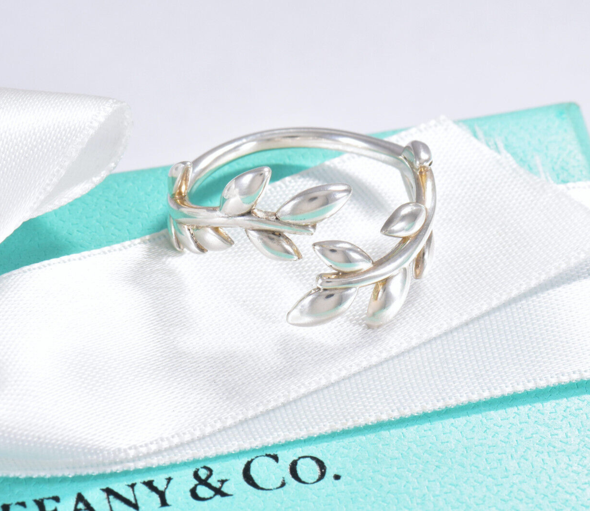 Size 6.5 Tiffany & Co Silver Paloma Picasso Olive Leaf