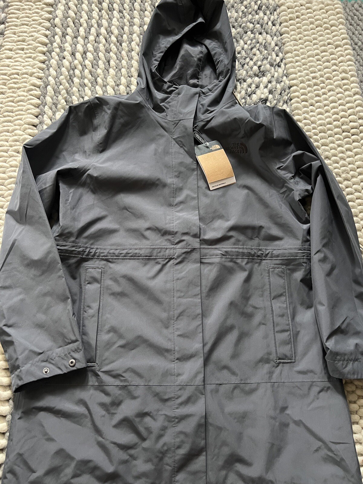 The North Face Women's Woodmont Long Waterproof Rain Jacket Grey Size S M