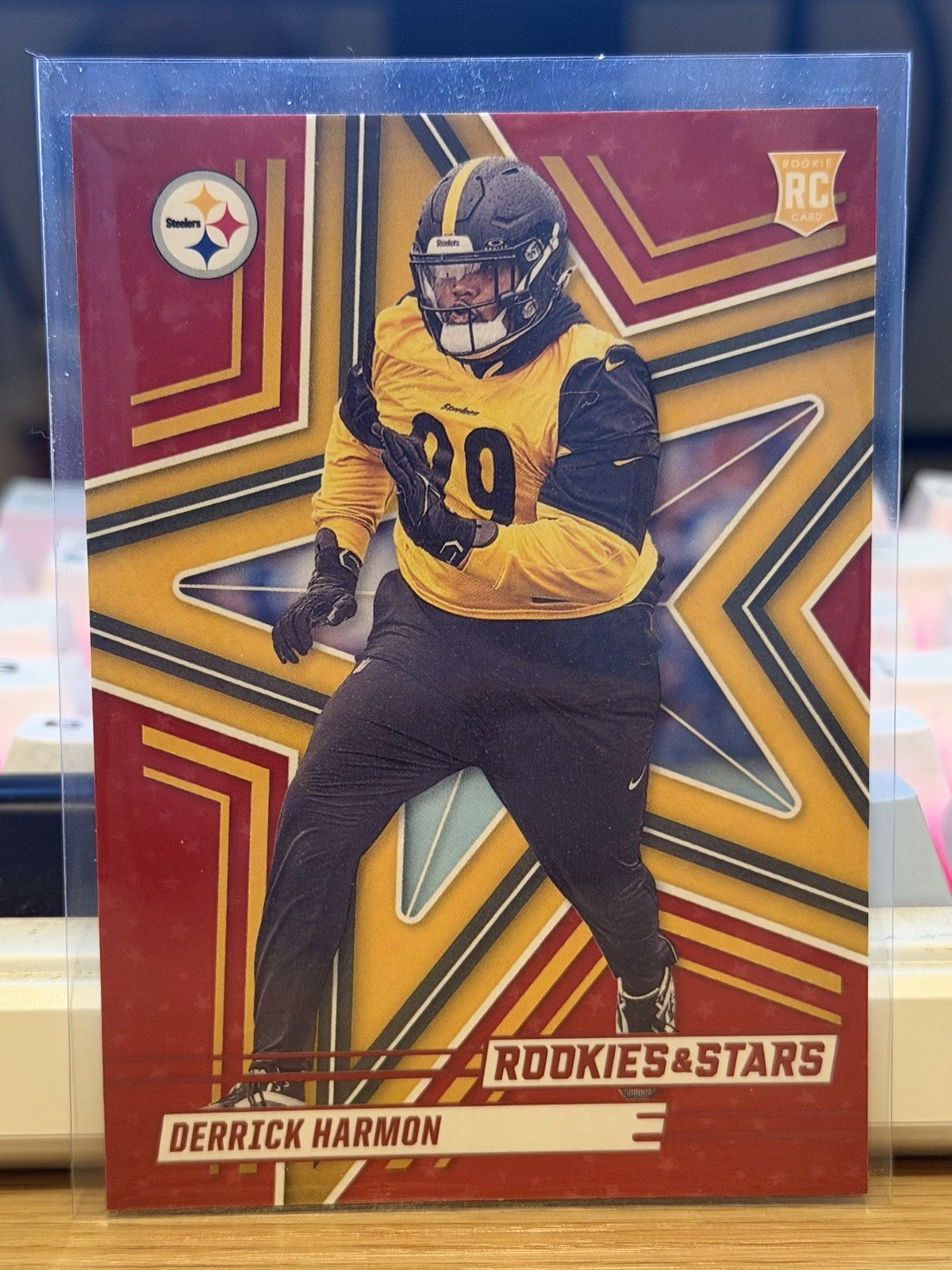 2025 Panini Rookies & Stars 🚩SP-RED🚩 #116 Derrick Harmon (RC) Steelers ✨