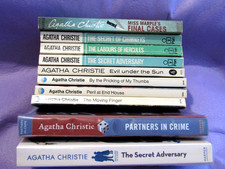 10 X   AGATHA CHRISTIE COLLECTION BOOK  BUNDLE