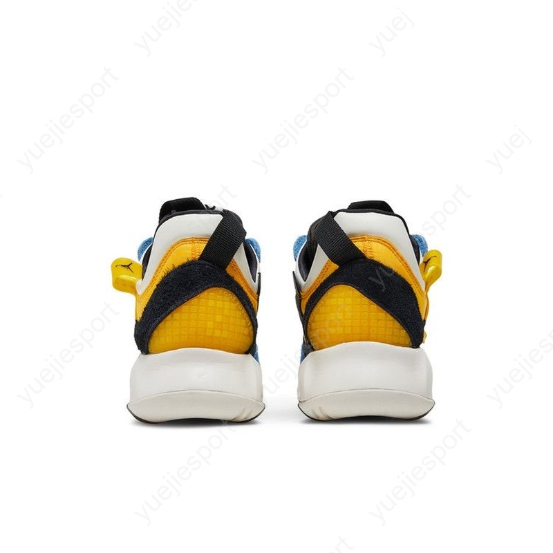 jordan ma2 university gold mens