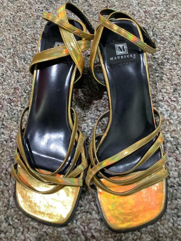 Gold strappy Heeled Sandals 7.5 Maurices iridescent 2.5" heel ankle strap party