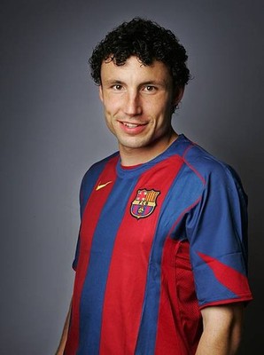 Mark van Bommel during his presentation at FC Barcelona on June 6 - Old Photo