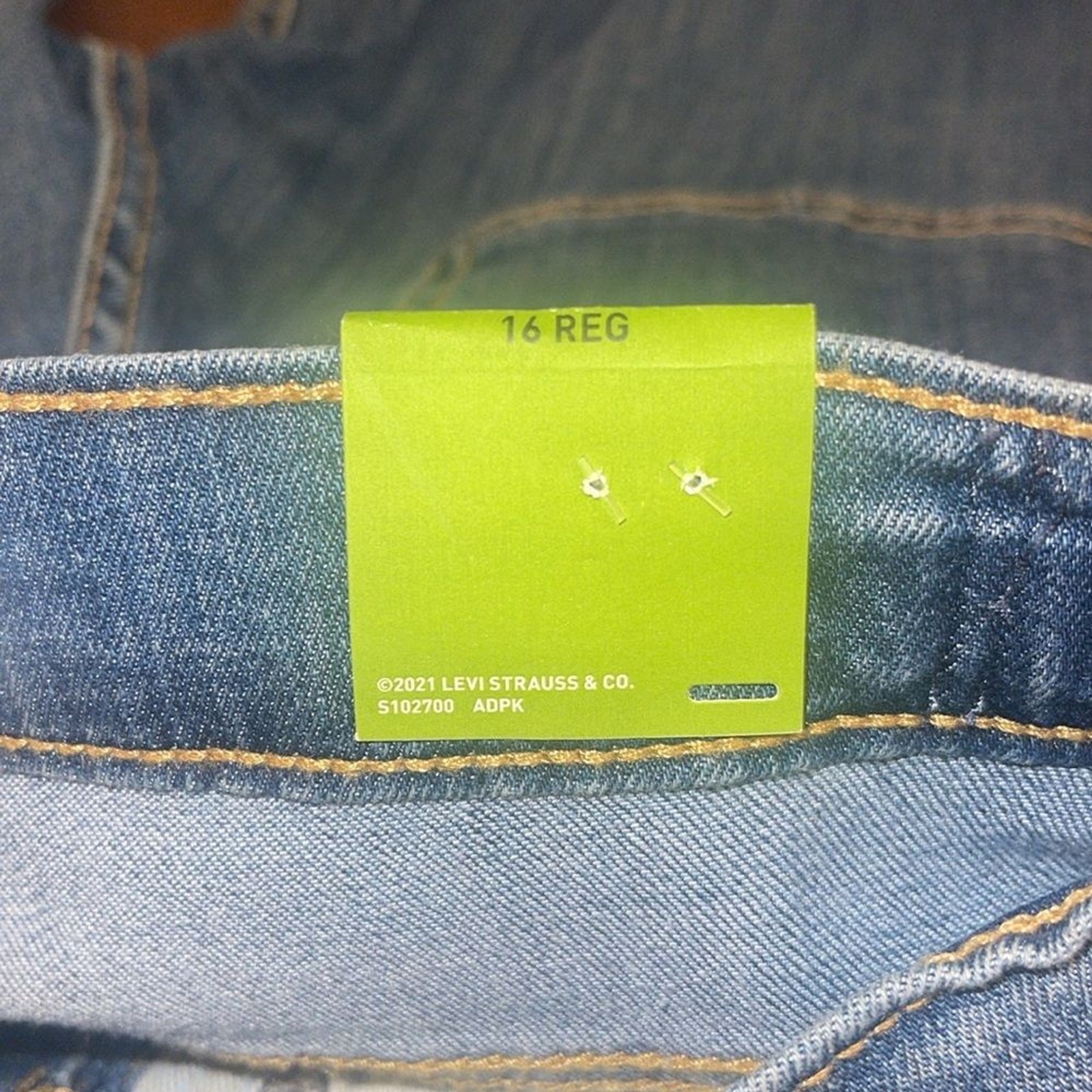 Signature by Levi Strauss Boys NWT Straight jeans. Size 16 Regular. image 8
