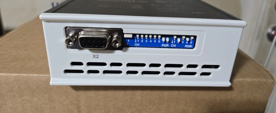 Anybus X-Gateway AB7839-F MODBUS RTU Slave Foto 3 de 4