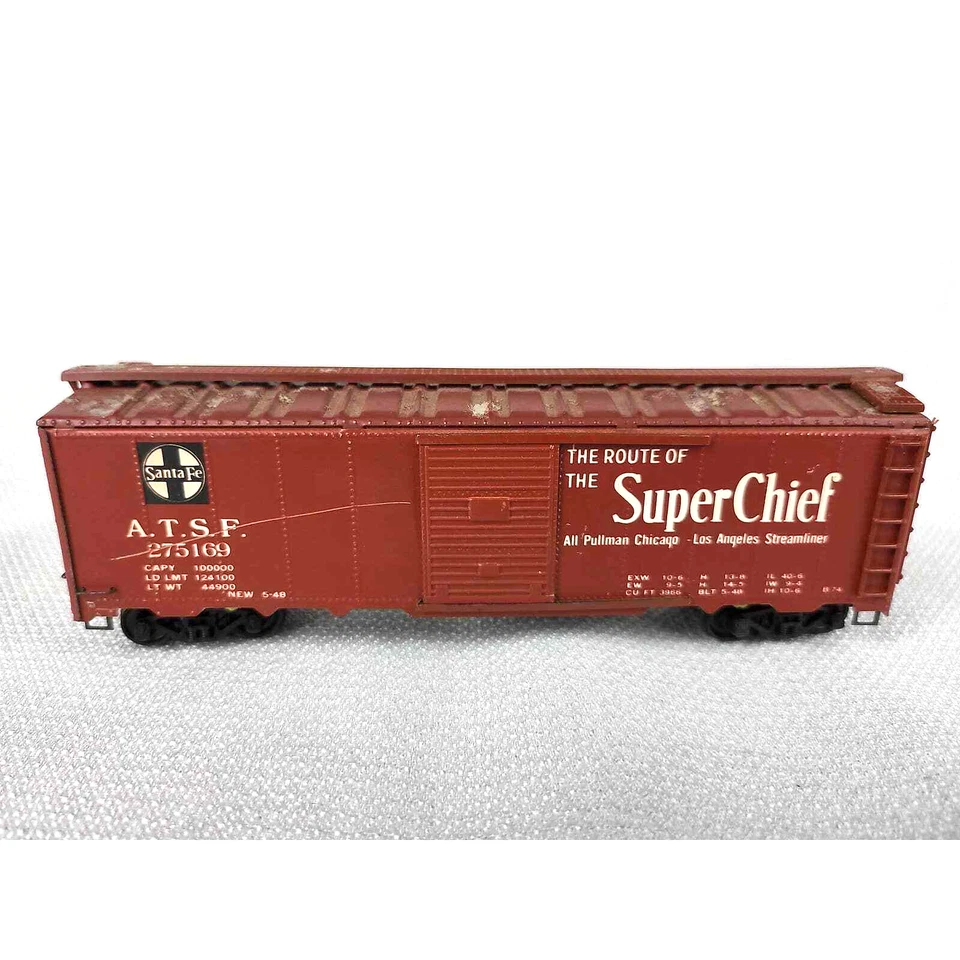 Varney Santa Fe ATSF 275169 Route of the Super Cheif Boxcar HO RTR - Image 4 of 4
