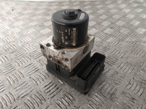 SKODA Octavia I 1U2 ABS Pumpe 1J0614117E 1.6 Benzin 74kw 2001