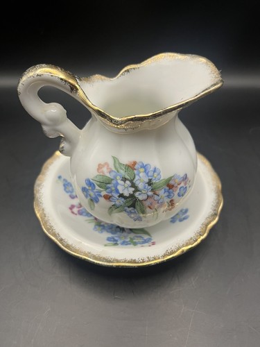 Vintage Fine China Pitcher Creamer & Saucer Small Japan Flowers Butterflies - Picture 4 of 6