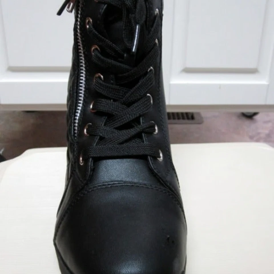 全新 女式 Forever Adriana 12 时尚楔形运动鞋 黑色 5.5 码 — 第 2/4 张图片