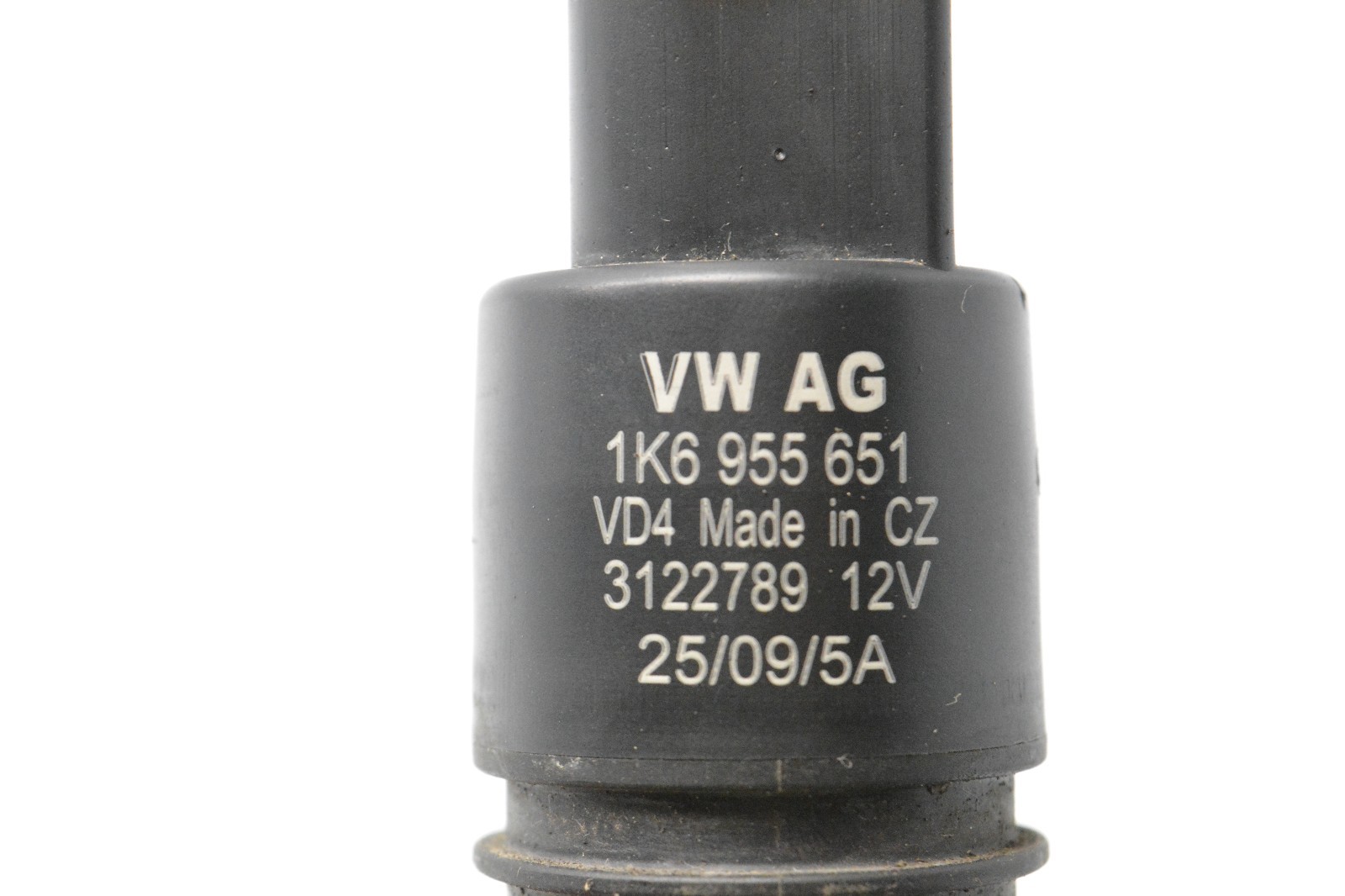 SKODA FABIA 2007 2010 1.2 PETROL WINDSCREEN WASHER PUMP FRONT AND REAR