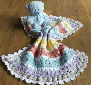 hand crochet baby blanket