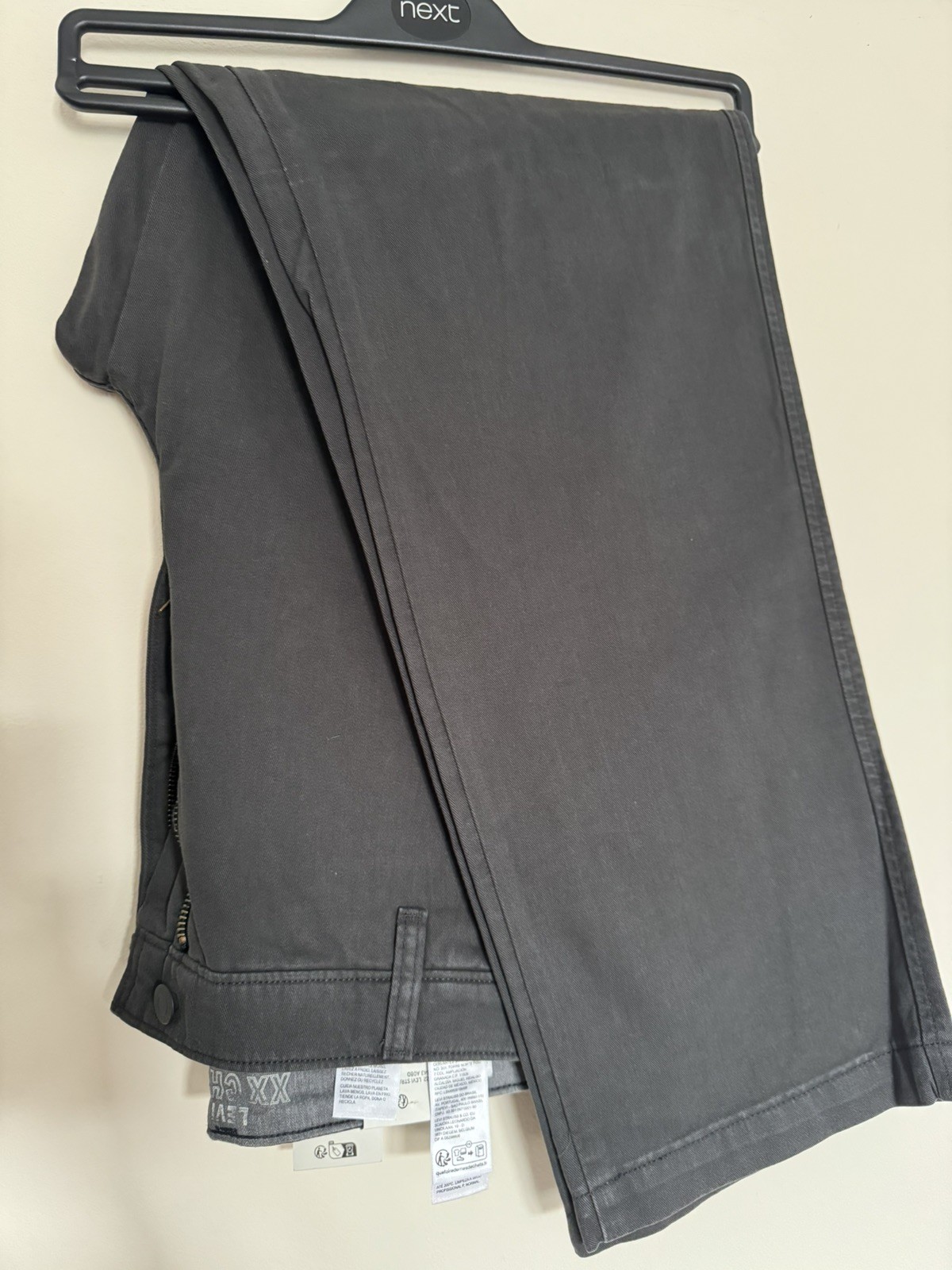 Levis Straight Chino GD Pirate Black W36 L32 PVP £80