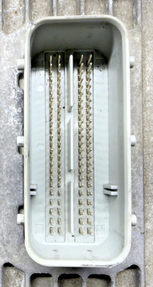 2012 Jeep Patriot Compass ECM Engine módulo de controle de computador ECU PCM 5150607AC - Imagem 4 de 4