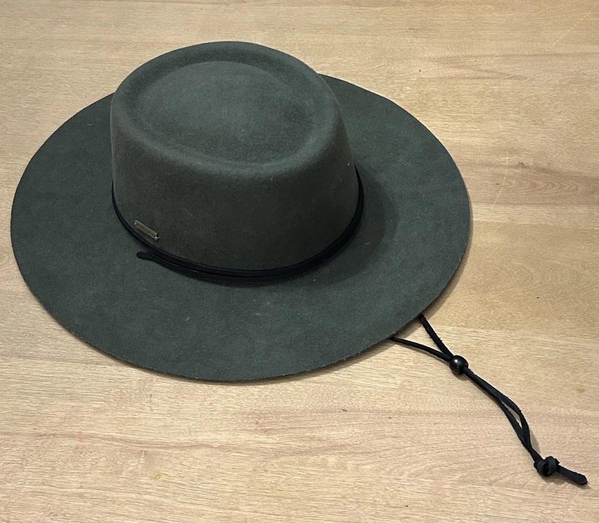 Wool Hat one size 100% Wool Gray & Green felt band silver buckle Cloche Brooch Wool Felt Cloche Hat - Made to Order – Village Hat Shop main image 2