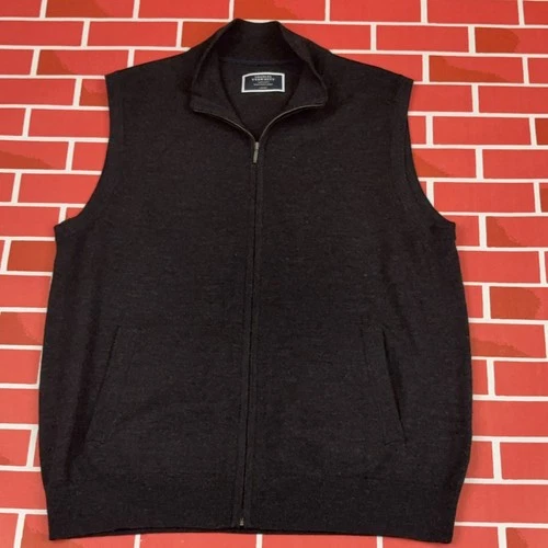 Charles Tyrwhitt Men's Wool Knit Vest Full Zip Dark Grey Size L video thumbnail